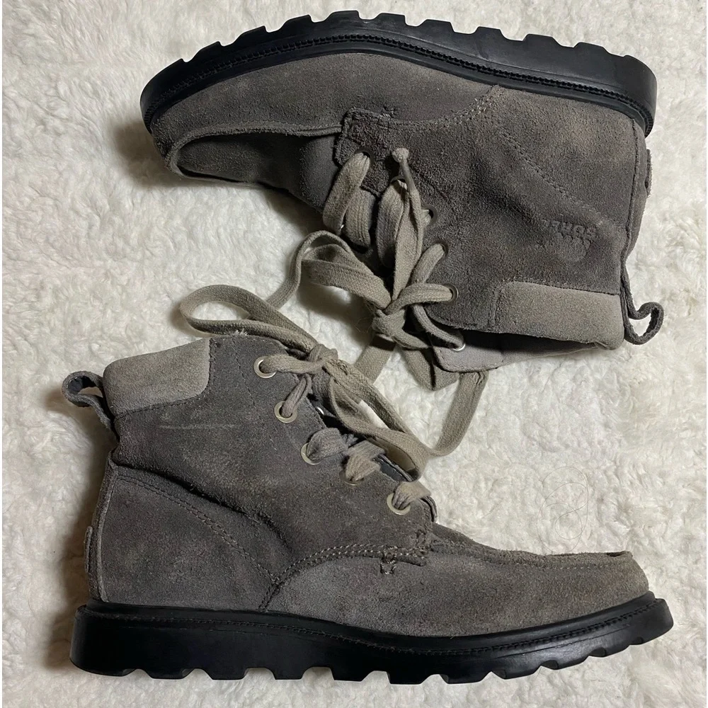 Sorel Youth Madson Moc Toe Waterproof Ankle Boots Boys Gray Suede Laced Size 1 - Picture 2 of 10